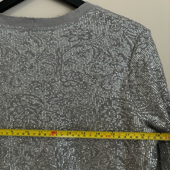 NWT Anthropologie Dan Left Coast Silver Metallic Shine Crewneck Sweatshirt Top M - Picture 8 of 8